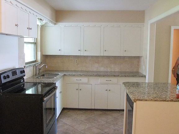 new granite & appliances