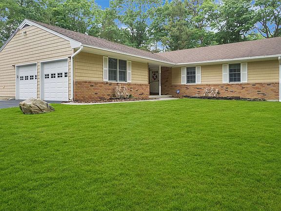 2nd image of 70 Kendrick Ln
