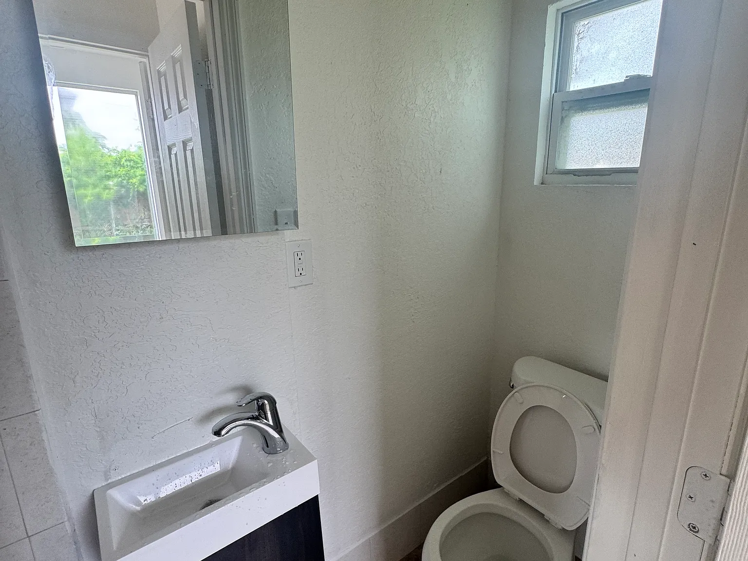 1 bed, 260 sqft, $900 — Photo 3