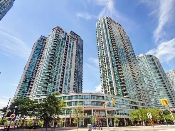 12 Yonge St E, Toronto, ON