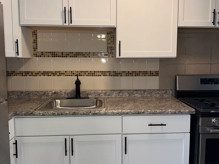 5813 W 35th St #7 — Photo 3