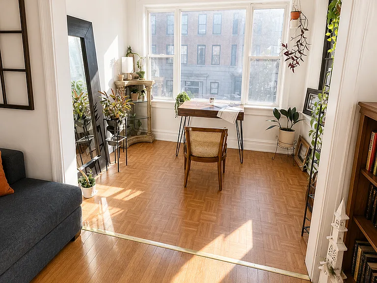646 W Oakdale Ave #3R — Photo 5