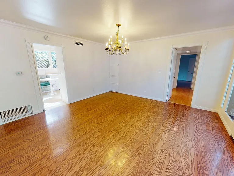 1811 Visalia Row — Photo 6