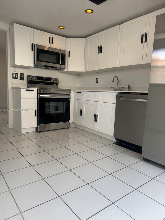 321 SW 1st Ct #K-4, Pompano Beach