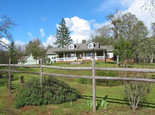 352 Sun Oak Way, Grants Pass, OR 97526