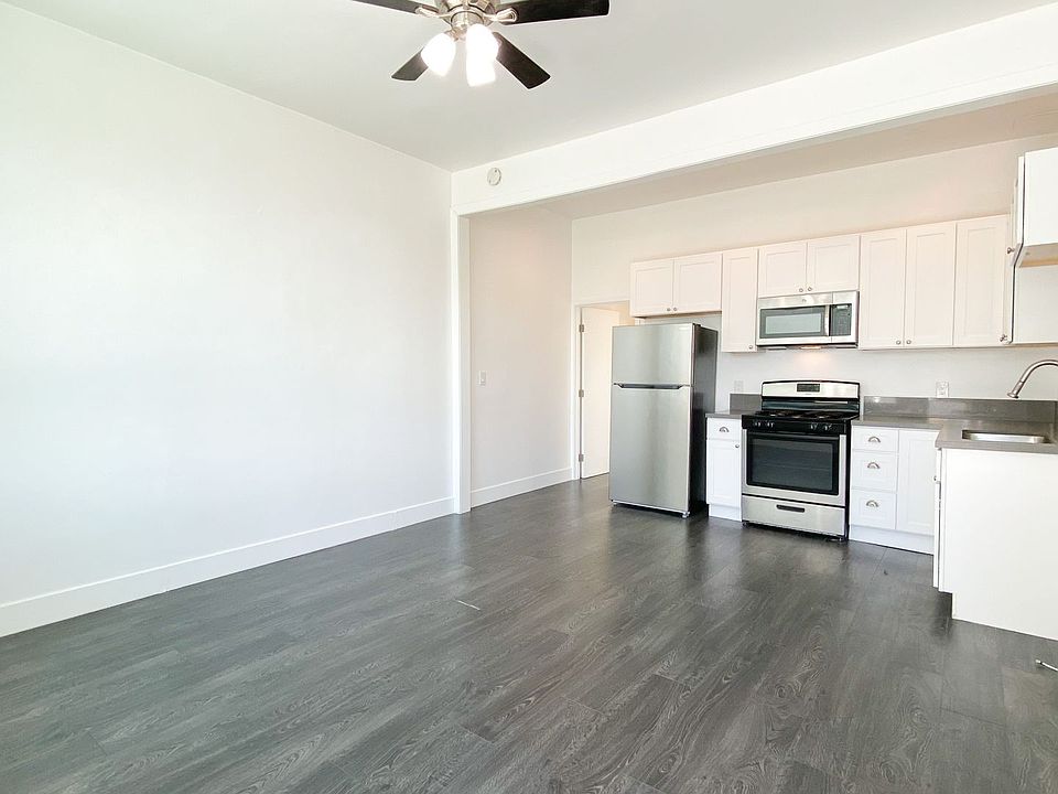 1st image of 321 Pier Ave APT 6