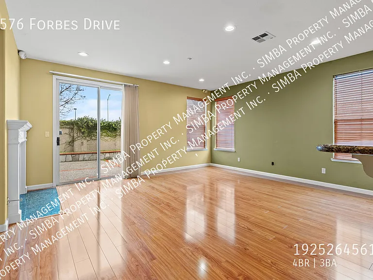 5576 Forbes Dr — Photo 14