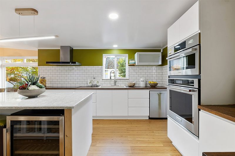 4th image of 7035 Jones Avenue NW