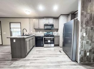 12 Greentree Dr, Plattsburgh, NY 12901