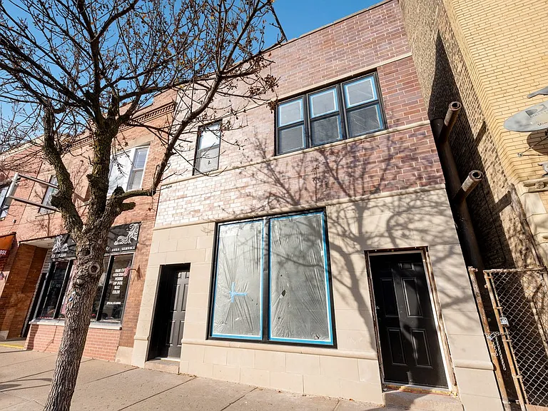 3116 W Montrose Ave #2 — Photo 11