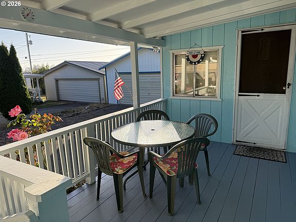 2nd image of 16123 Kings Way