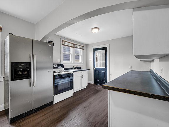 2nd image of 3771 Alabama St