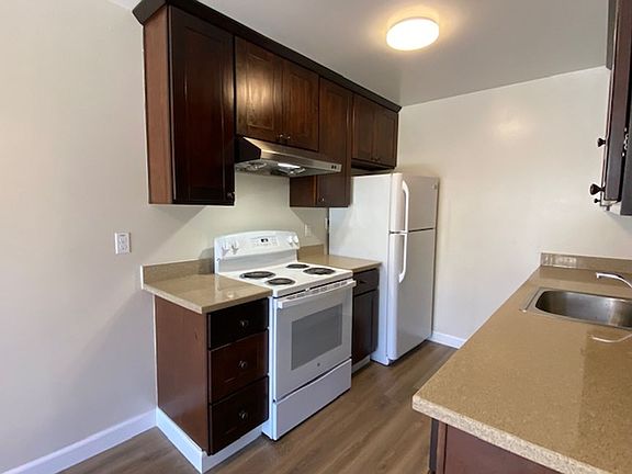 5th image of 892 Gallatin Dr