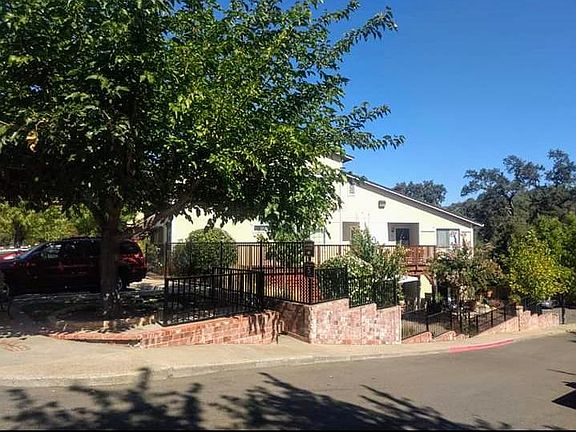 4th image of 2821 Mallard Ln