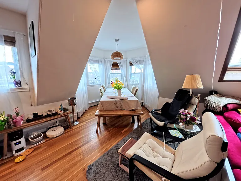 185 Davis Ave #8 — Photo 6