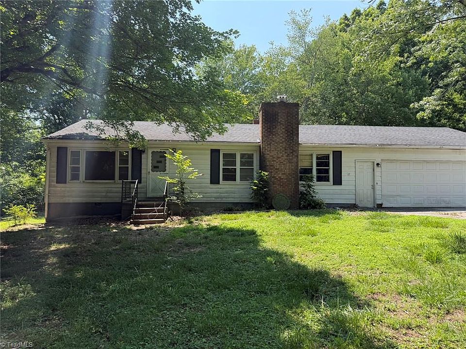 1st image of 546 Sink Lake Rd