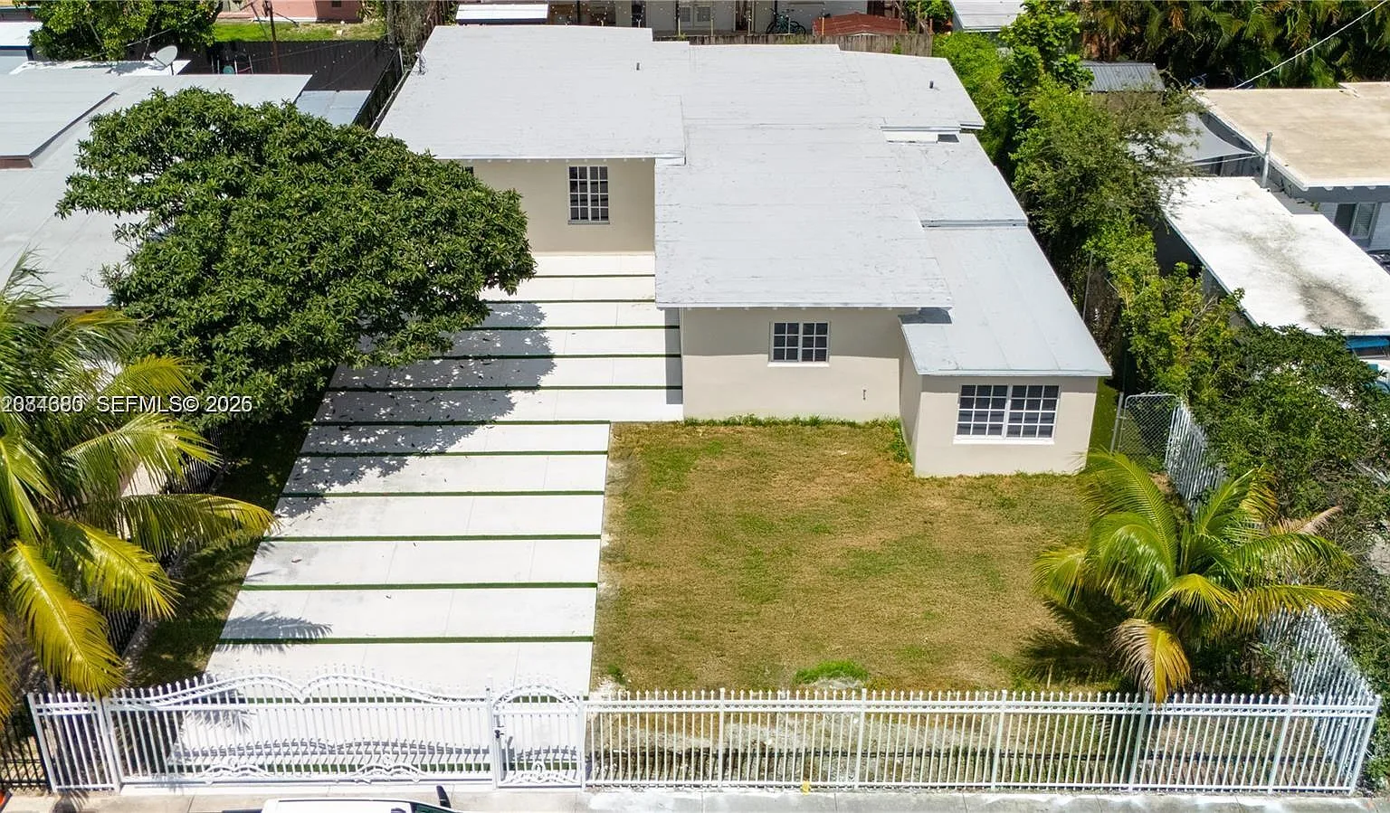 W Miami Shores Sec B — Photo 2