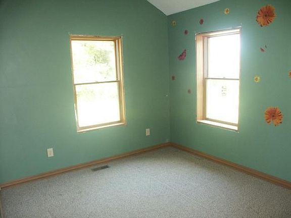 5th image of 191 W Hiawatha Dr