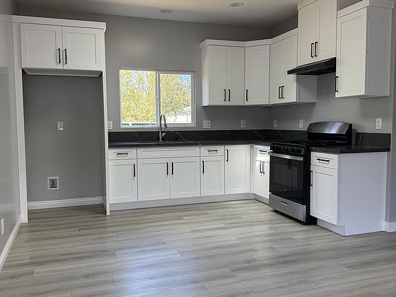 5th image of 6731 Burnham Ave