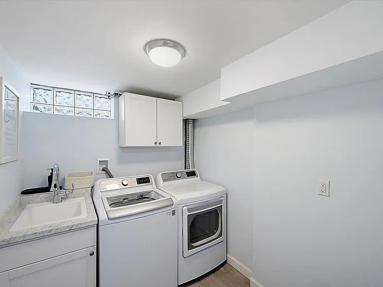 303 Midland Blvd — Photo 42