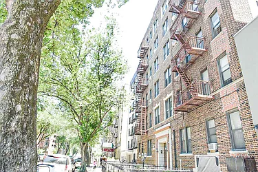 Rented by Lang Realty LLC