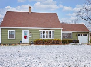 3714 Maple Ave, McHenry, IL 60050