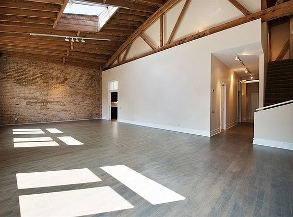 3rd image of 2041 N Magnolia Ave APT D