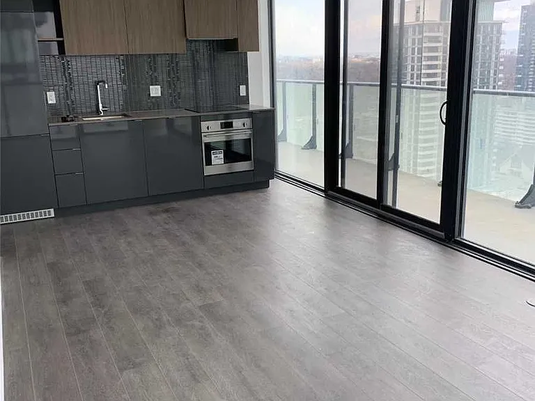 161 Roehampton Ave #2604 — Photo 3