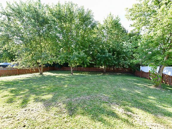 5th image of 3921 Bing Ct