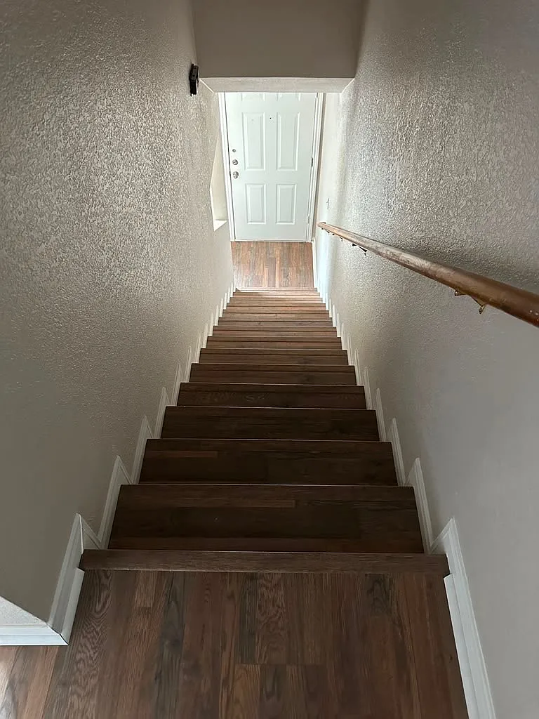 1009 Lansberry Ct — Photo 1