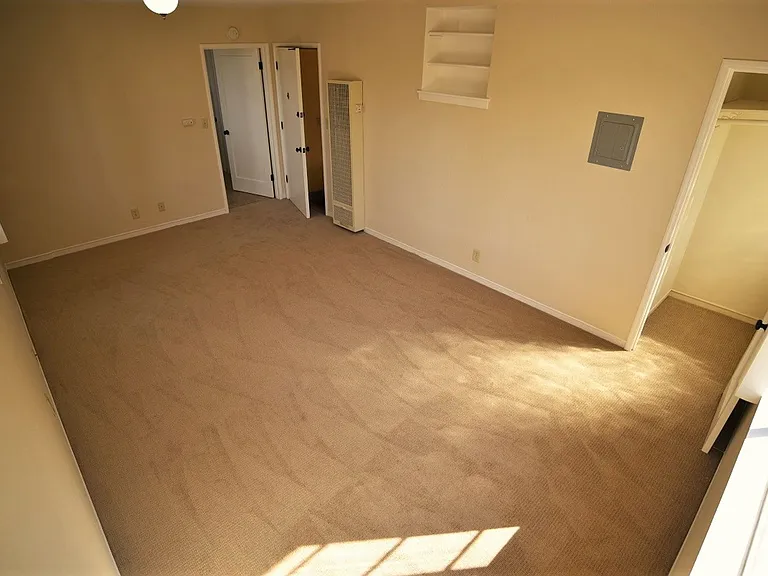641 Oakland Ave — Photo 5