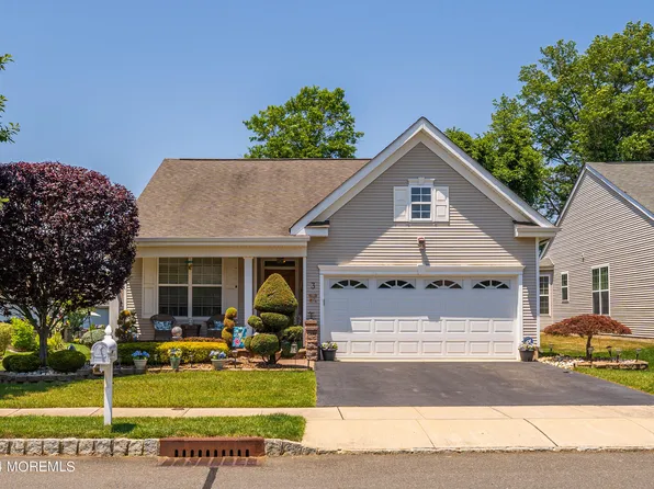 3 Criollo Road, Manalapan, NJ 07726