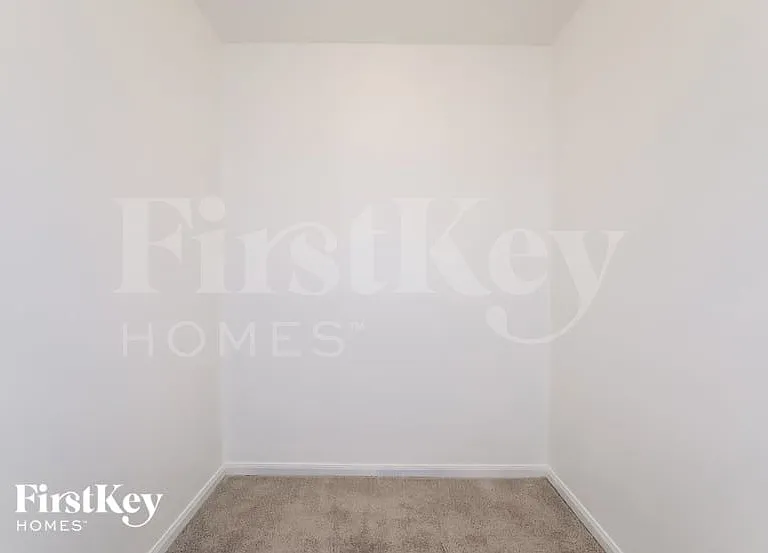 112 Barbwire Way — Photo 10