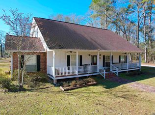 15855 Four Oaks Dr, Pride, LA 70770