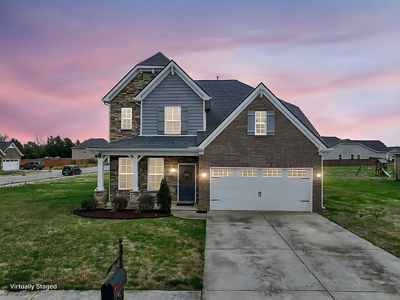 3rd image of 3527 Lantern Ln