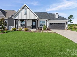 917 Black Beard Dr, Denver, NC 28037