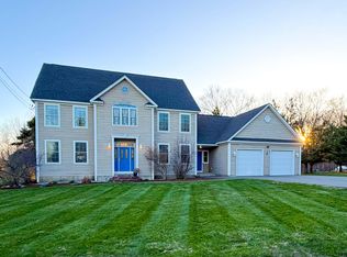 21 Longmeadow Drive, Veazie, ME 04401