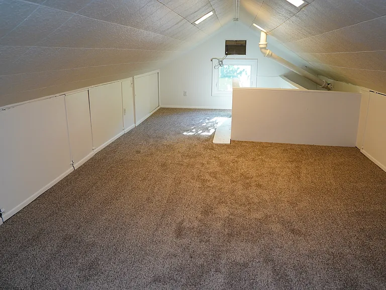 3rd floor space
