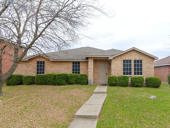 4th image of 1508 Honey Bee Ln