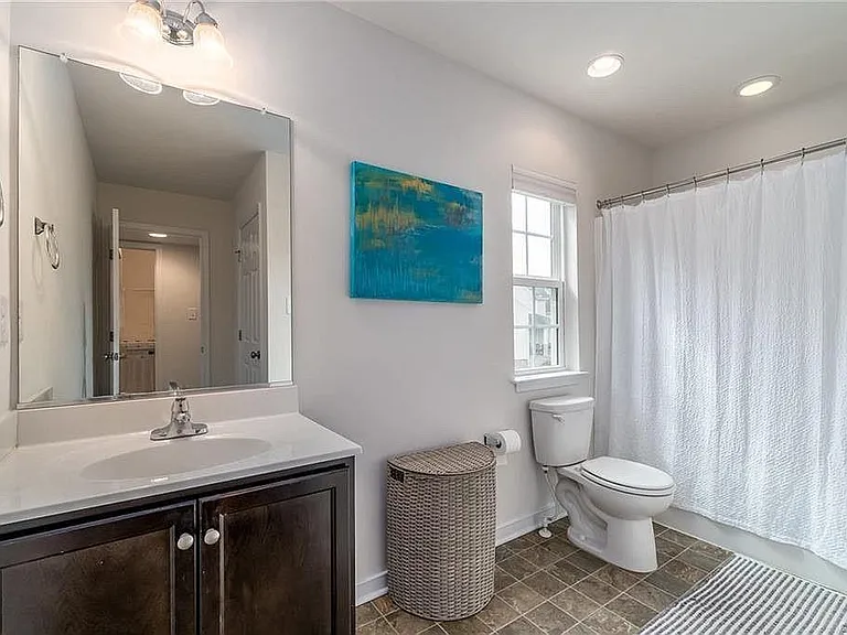 4007 Island Park Ct — Photo 26