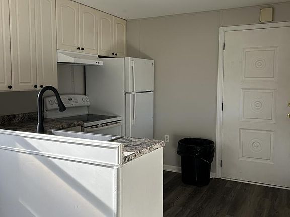 5th image of 4743 Brown Rd