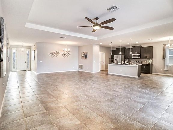 3rd image of 32435 Bannack Ln
