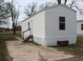 400 N Edgemore St #15, Nickerson, KS 67561