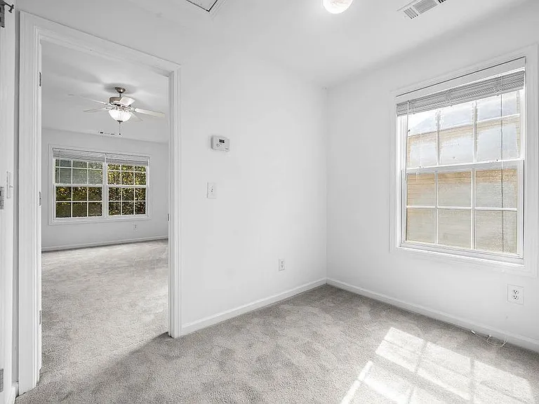 2677 Cedar Dr — Photo 16