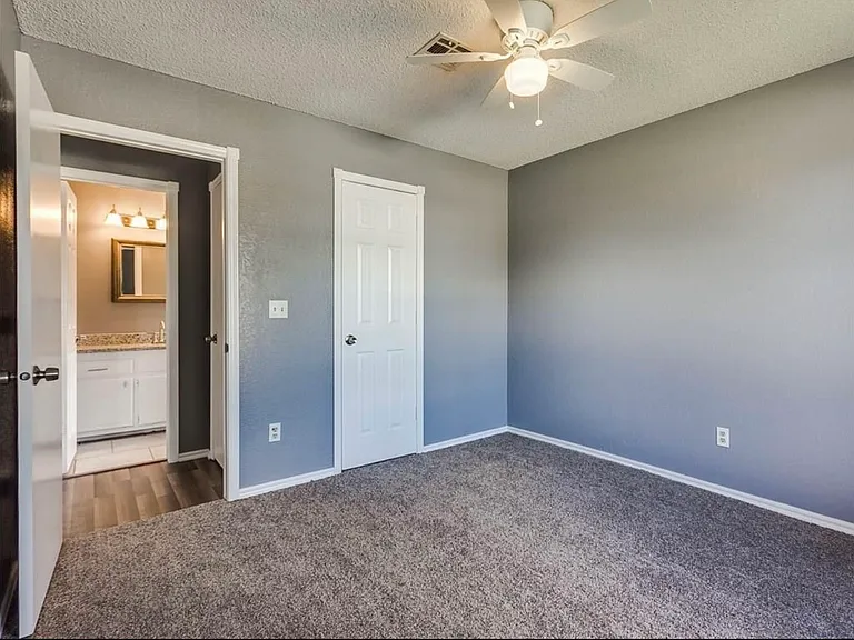 8412 Bellmon Ave — Photo 13