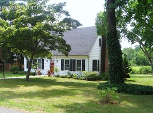 530 Rogers Rd, Southold, NY 11971