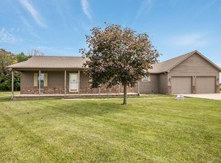 105 Division Dr, Tipton, IN 46072