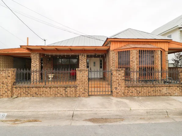 309 Farragut St, Laredo, TX 78040
