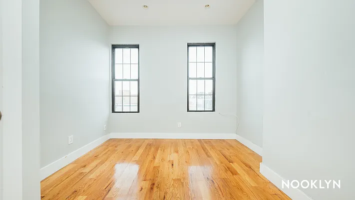 Rented by Nooklyn NYC LLC | media 29