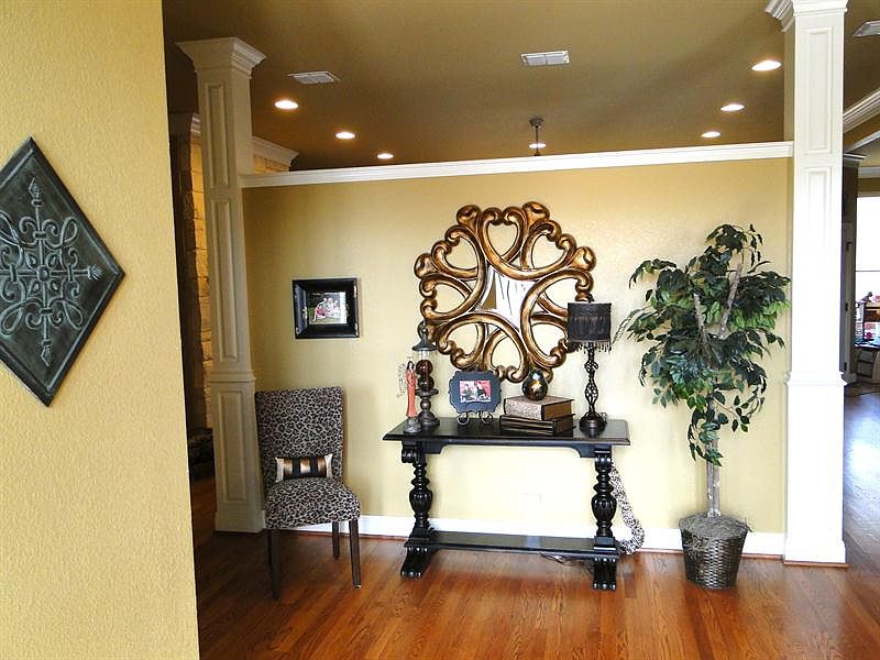 1st image of 4604 Woodbar Ct